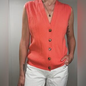 Modern ribbed knit sweater vest with buttons, in coral,  size large
